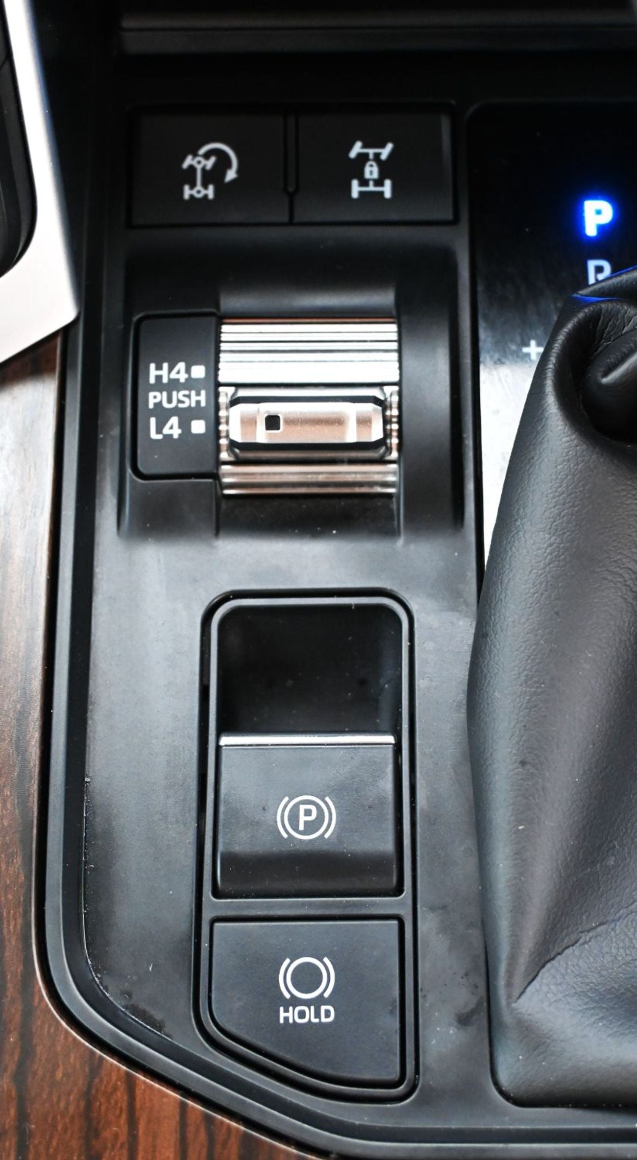 Toyota Land Cruiser GXR