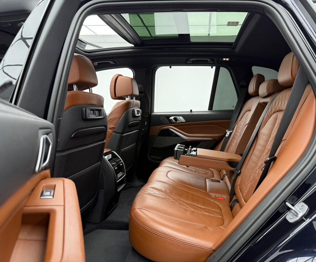 بي أم دبليو X5 50i M Sport 4.4L 2019 BMW X5 xDrive50i M-Sport, Warranty, Full BMW Service History, Fully Loaded, GC