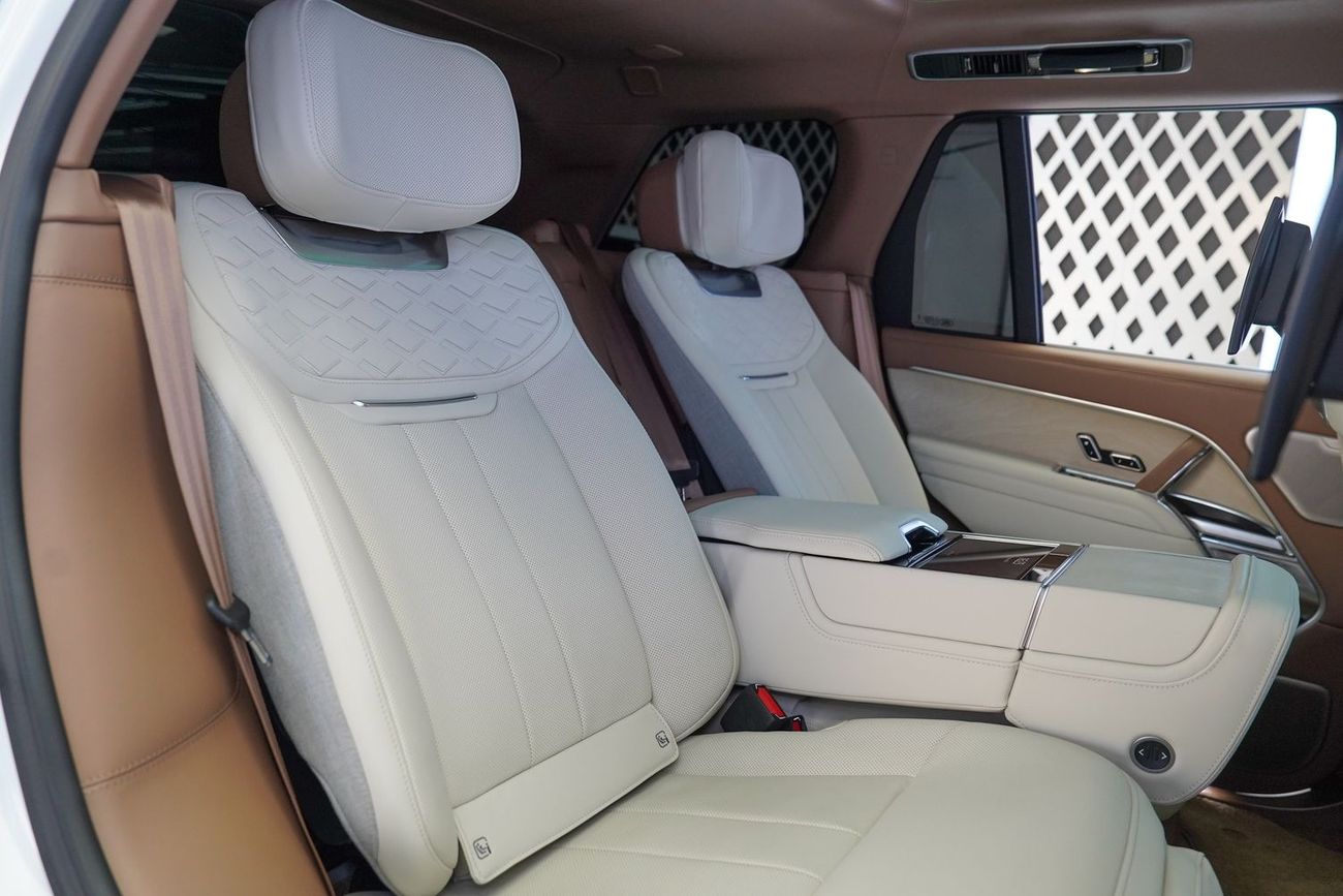 Land Rover Range Rover SV Autobiography P530 4.4L