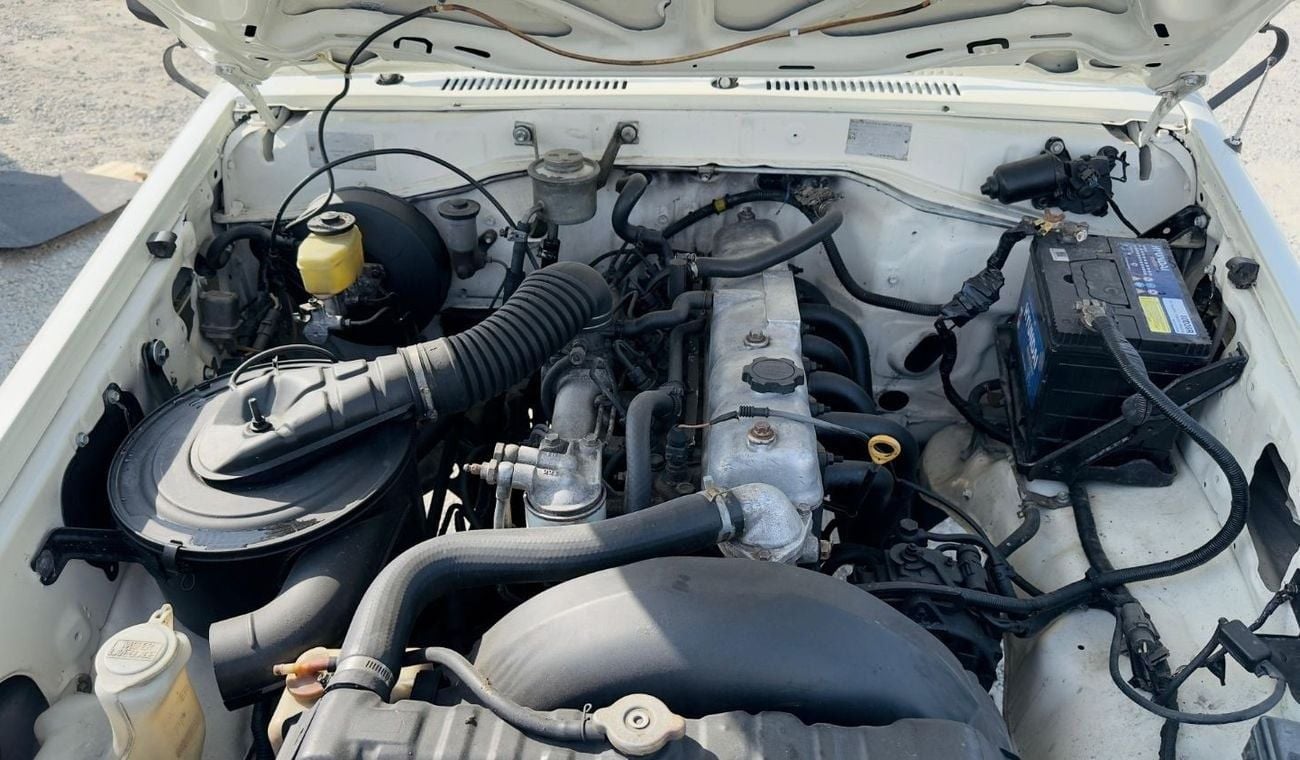 Toyota Land Cruiser Pick Up SINGLE CABIN | RHD | 1990 MODEL | 4.0L DIESEL ENGINE | MANUAL TRANSMISSION | JFT0241