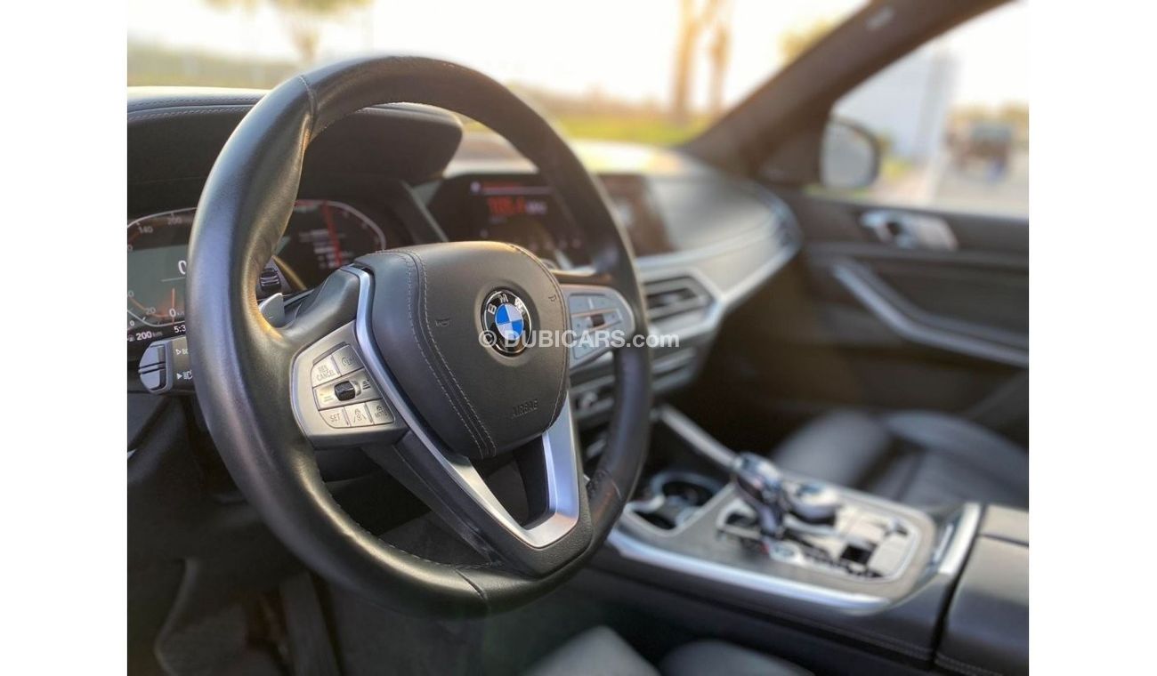 BMW X7 40i Pure Excellence GCC SPEC NEAT AND S`CLEAN