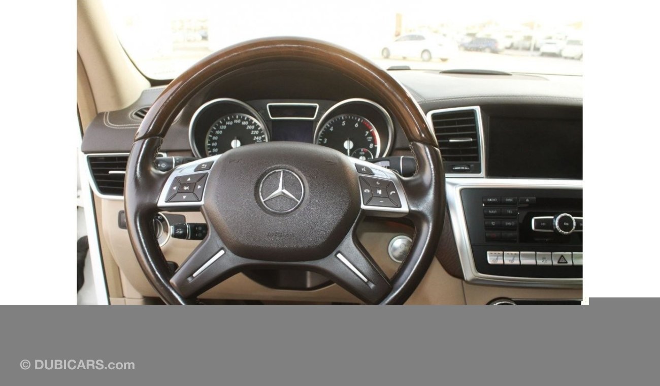 Mercedes-Benz GL 500 Mercedes-Benz GL500Full option, GCC, in excellent condition,