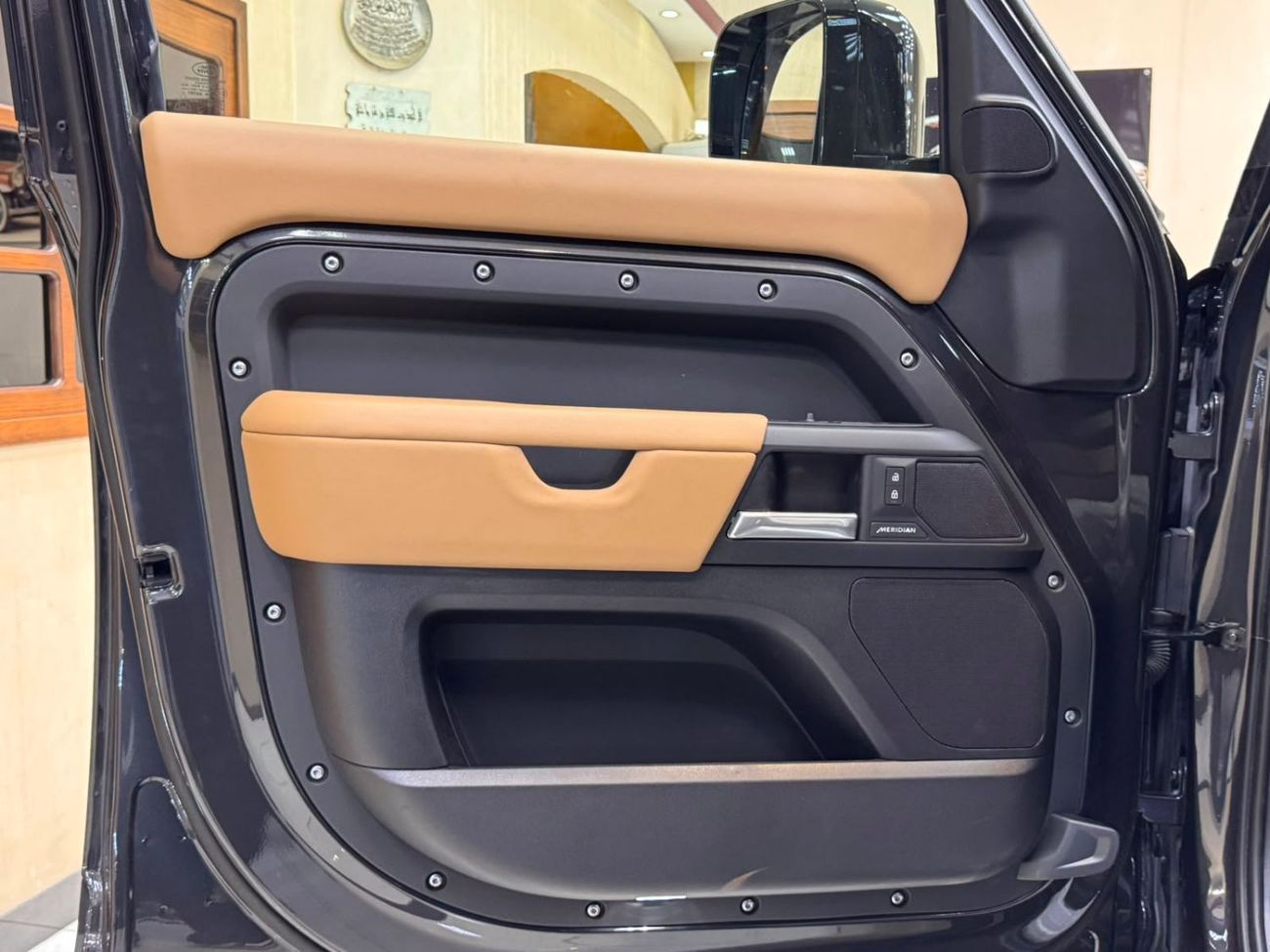 Land Rover Defender 110 X-DYNAMIC HSE P400