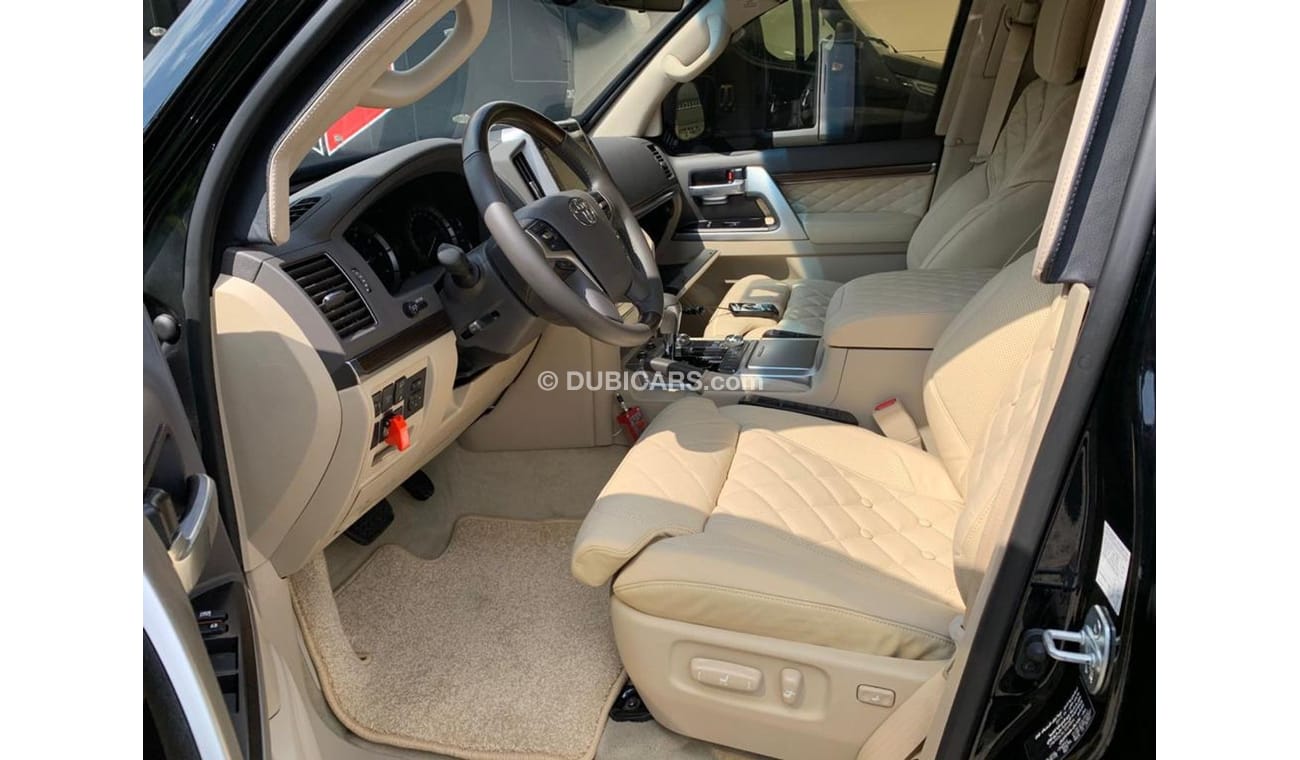 Toyota Land Cruiser LC200 5.7 Ltr Armoured Level B6