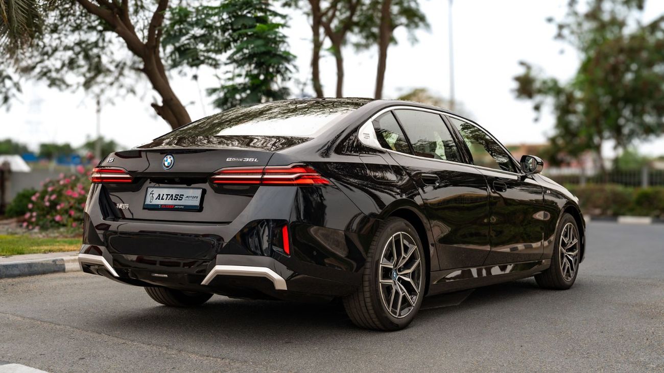 BMW i5 2025 | BMW I5 EDRIVE 35L M SPORT PACK [ EXPORT ONLY ]