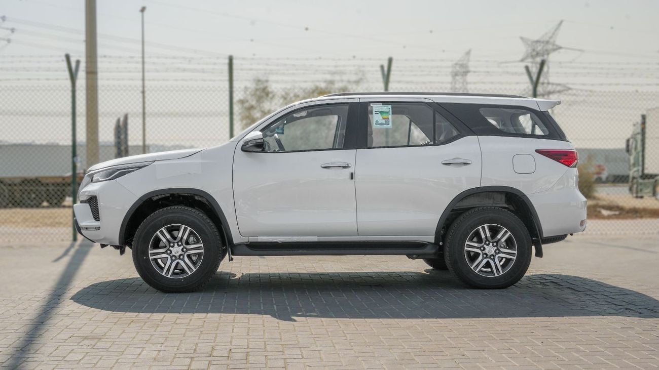 تويوتا فورتونر 2026 Toyota Fortuner GX 2.4L AT Diesel (White)