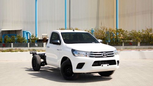 Toyota Hilux 2023 Toyota Hilux 4X2 2.7 Chassis Cab - Super White inside Red