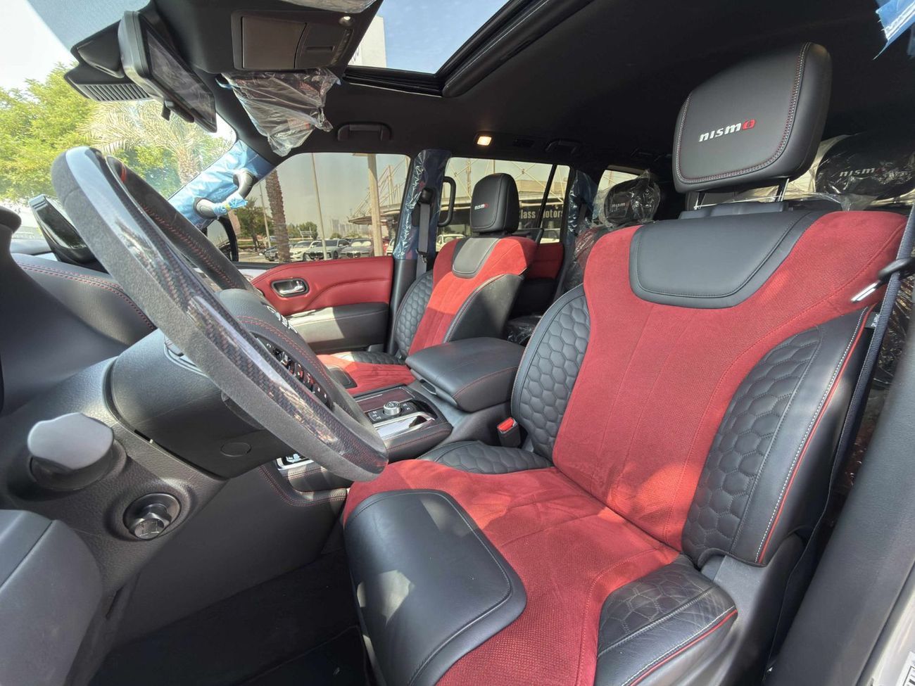 Nissan Patrol GCC SPEC UNDER WARRANTY NEAT AND CLEAN LESS KILOMETER