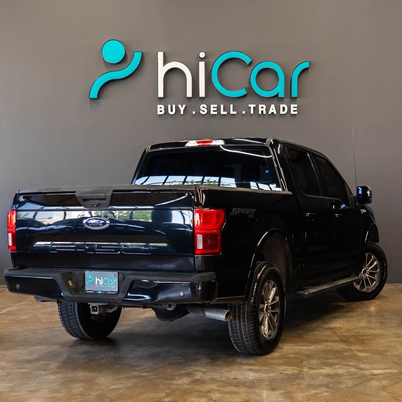 Ford F-150 AED 1,724 P.M • 0% Downpayment • Ford F-150 XLT V8 • 1 Year Warranty