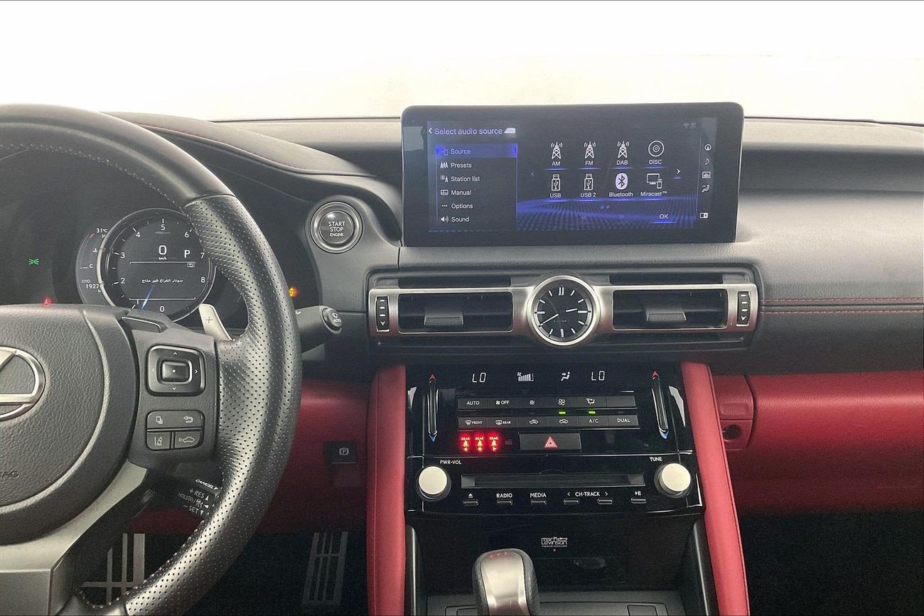 لكزس IS 350 F Sport Platinum | Carnival Sale • UP TO AED 20,000 OFF | شامل الضمان | 0 ﺪﻔﻋﺓ ﺃﻮﻟﻯ