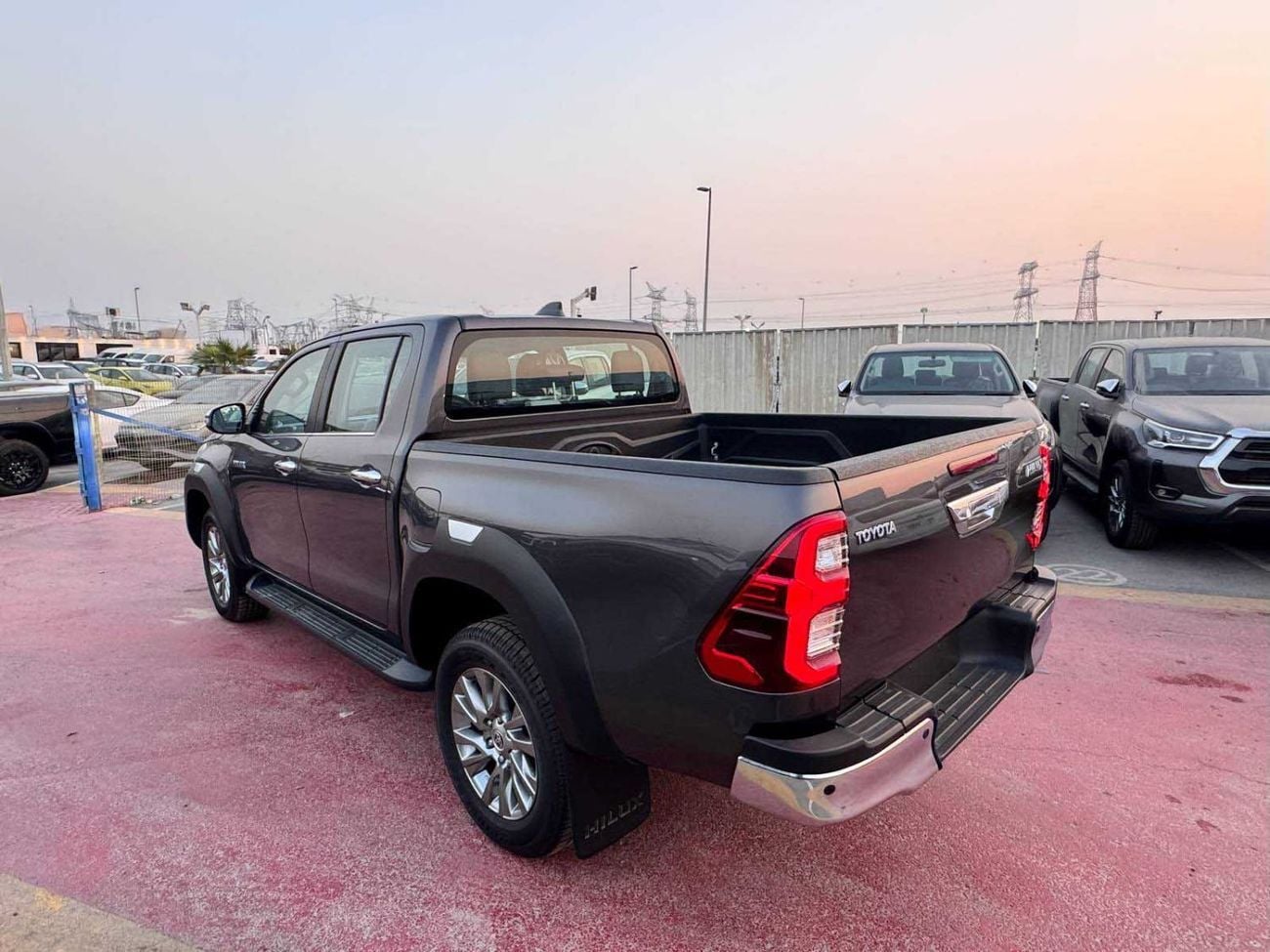 تويوتا هيلوكس 2025 TOYOTA RIGHT HAND DRIVE HILUX TOP-LINE D/CAB 2.8L DIESEL BRAND NEW 0KM