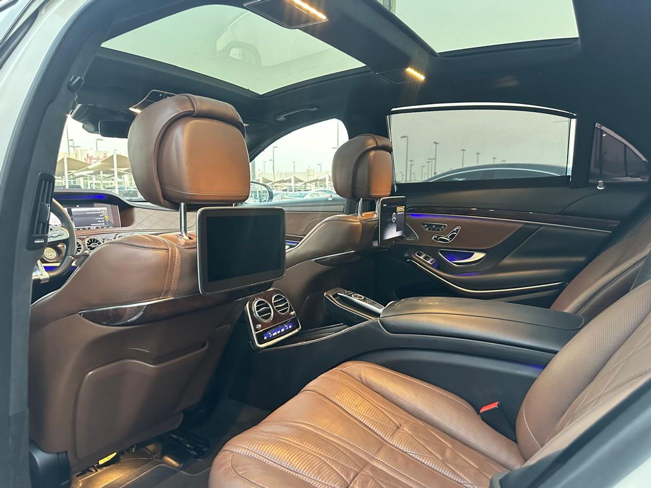 مرسيدس بنز S 63 AMG Mercedes S563 AMG_ 2018_ Gulf _in excellent condition_ no problems