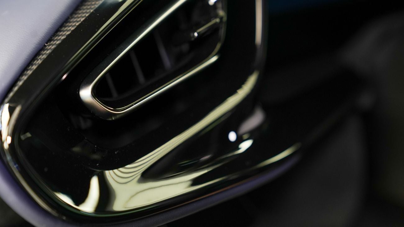 Ferrari 12Cilindri Ferrari 12Cilindri 2025 - Retro Inspired New Face -  2-Door Grand Tourer