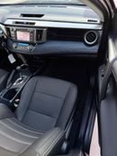 Toyota RAV4 VXR 2.5L XLE Sunroof, leather seats