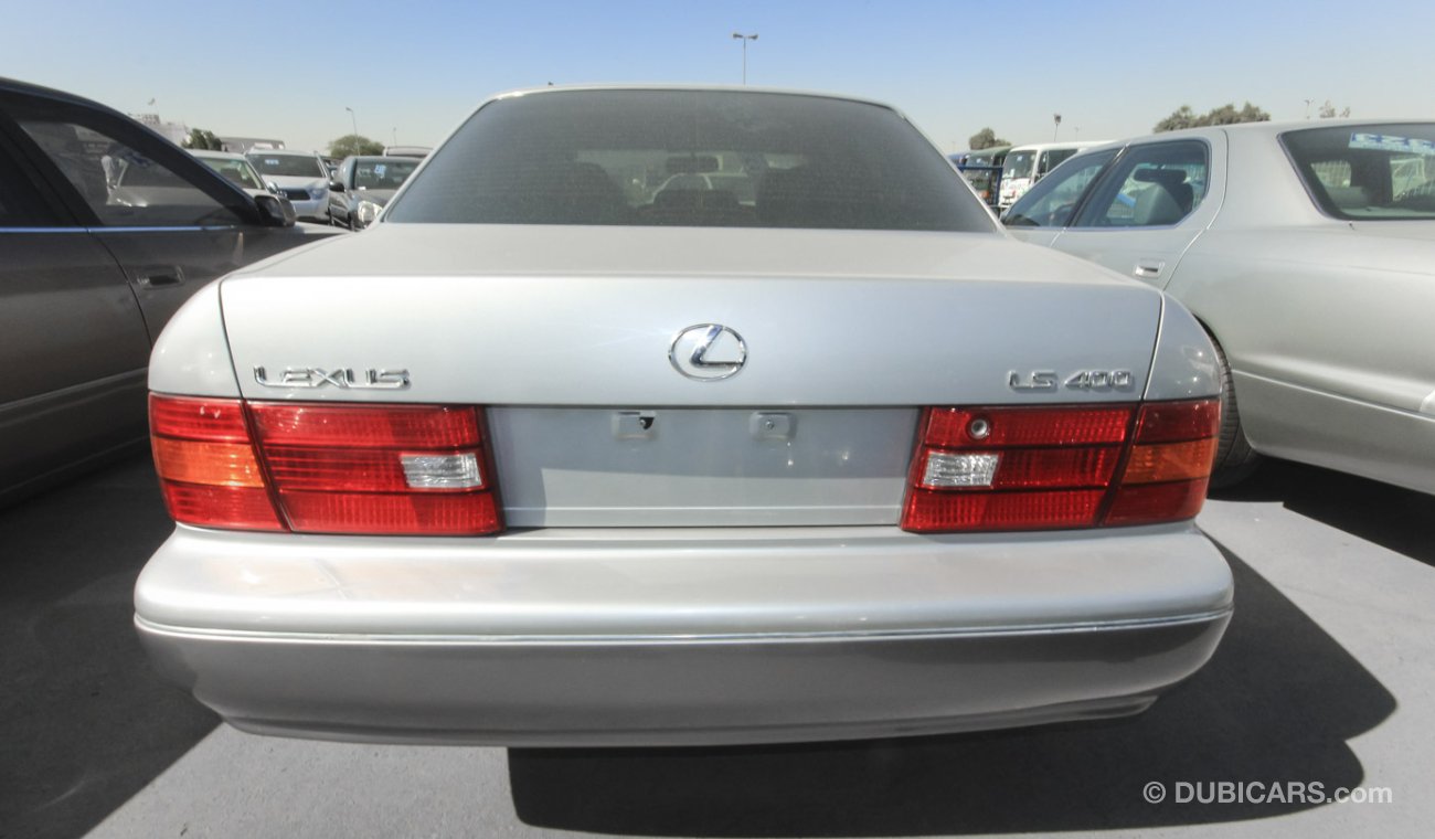 Lexus LS 400