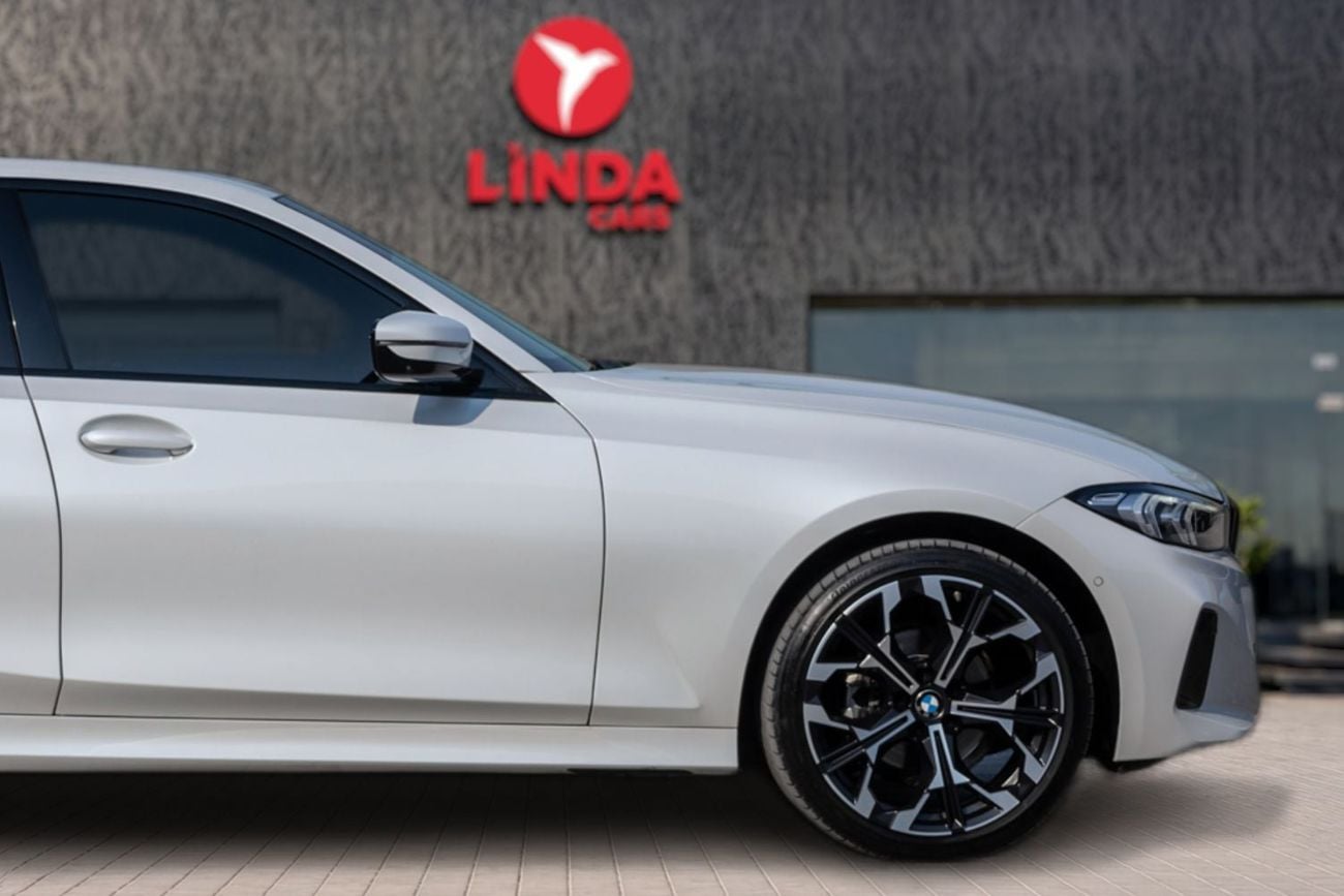 BMW 318i BMW 318i Excellence 2.0 Twin Turbo 2025 GCC | Agency Warranty | Service Contract