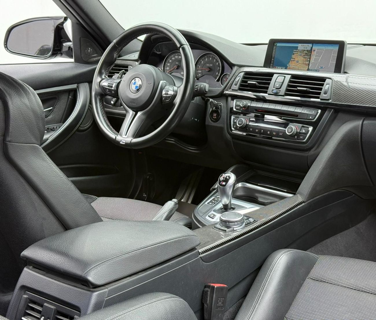 بي أم دبليو M3 2015 BMW M3, Full Service History, Carbon Fiber Interior, Excellent Condition