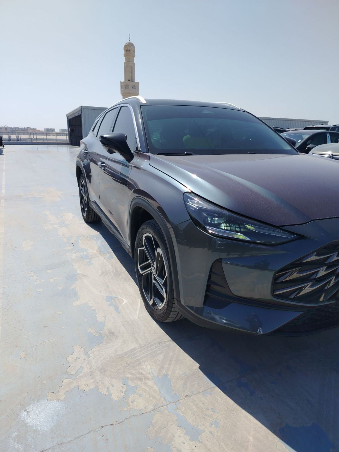 أم جي وان 1.5 LUX