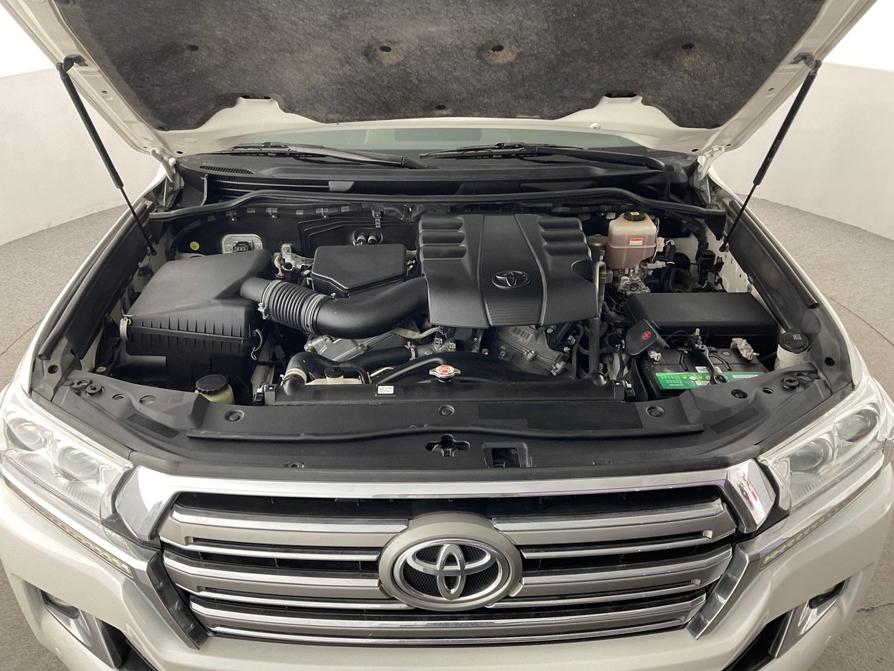 تويوتا لاند كروزر Exclusive | شامل الضمان | 0 ﺪﻔﻋﺓ ﺃﻮﻟﻯ