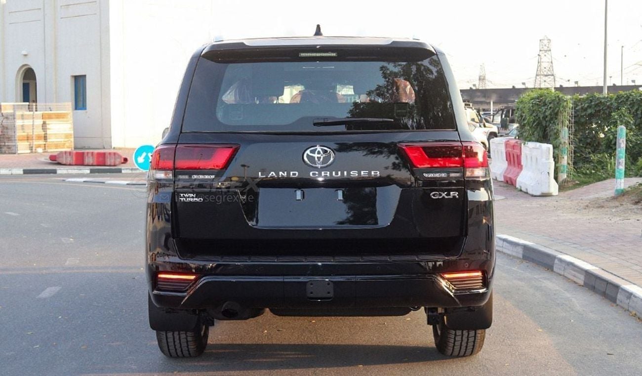 تويوتا لاند كروزر 2026 Model Toyota Land Cruiser (LC300) GXR, 3.5L Petrol 4WD 10A/T