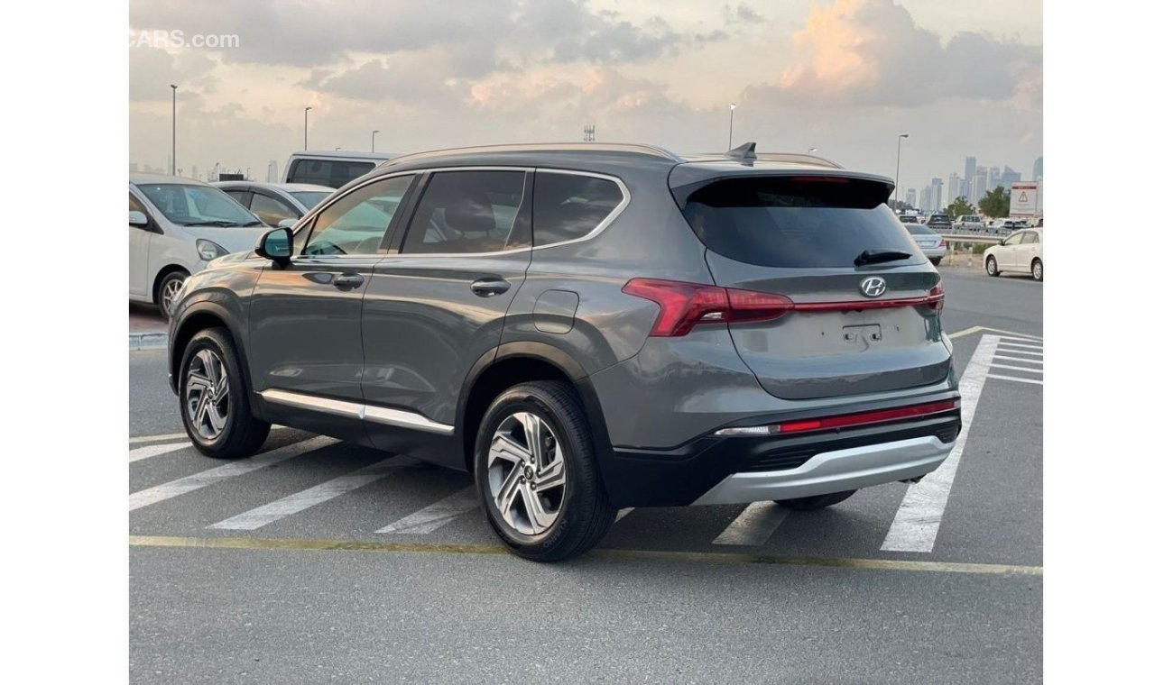 هيونداي سانتا في 2022 Hyundai Santa Fe 2.5L V4 MidOption+ Only 4700 Miles