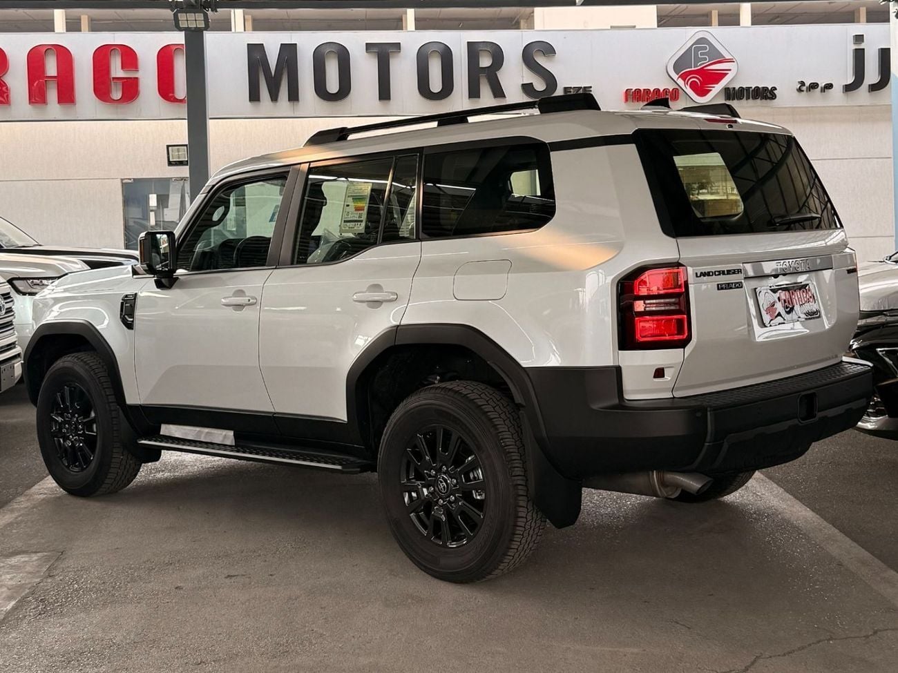 Toyota Prado 2.4 TURBO SUNROOF BLACK INTERIOR  **EXPORT ONLY**التصدير فقط خارج الخليج**