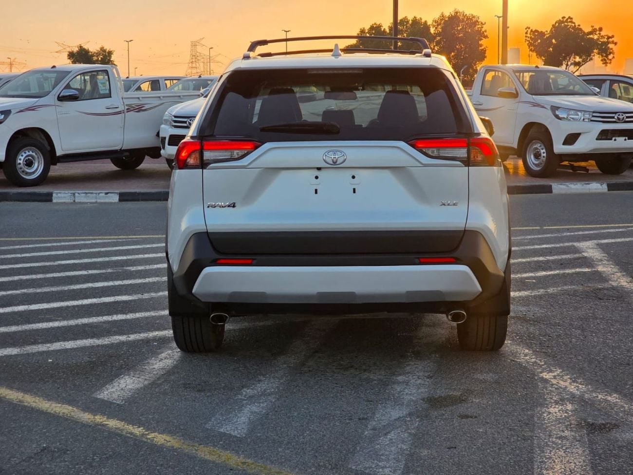 تويوتا راف ٤ 2.5L XLE (Premium)