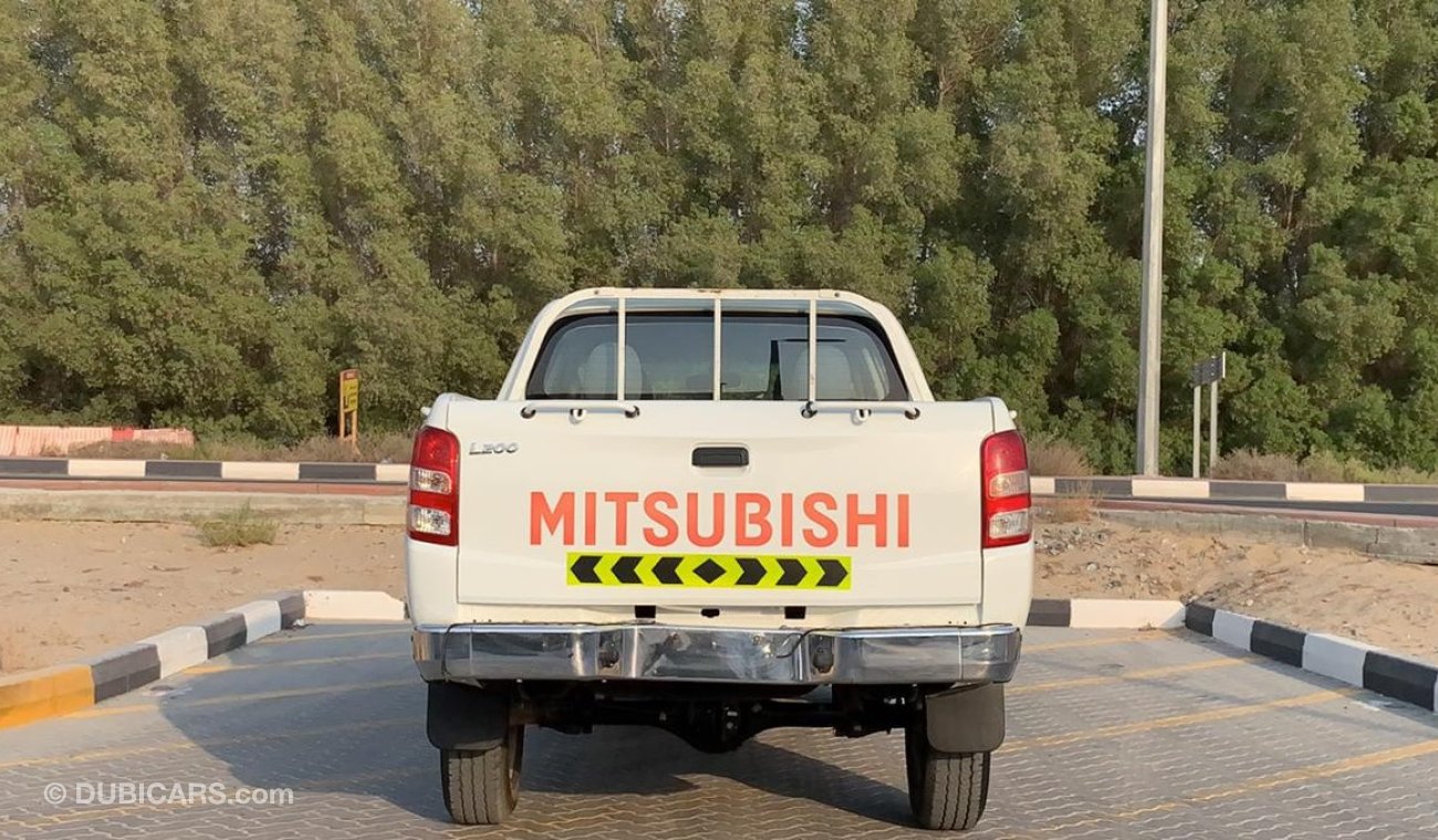 Mitsubishi L200 Mitsubishi L200 2016 4x4 Ref# 477