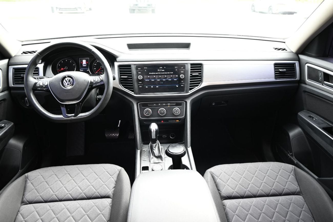 Volkswagen Teramont S Trendline 3.6L - 0% DP - GCC SPECS - VOLKSWAGEN TERAMONT 4WD - FIRST OWNER