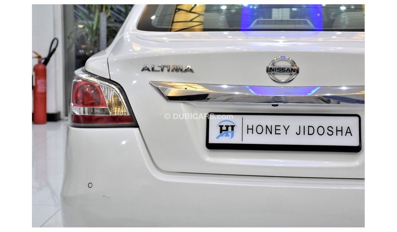 Nissan Altima EXCELLENT DEAL for our Nissan Altima 2.5 SV ( 2016 Model ) in White Color GCC Specs