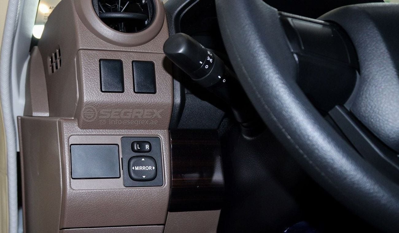 تويوتا لاند كروزر بيك آب 2025 Model Toyota Land Cruiser Pick Up LC79 SC, 4.0L Petrol 4WD 6A/T