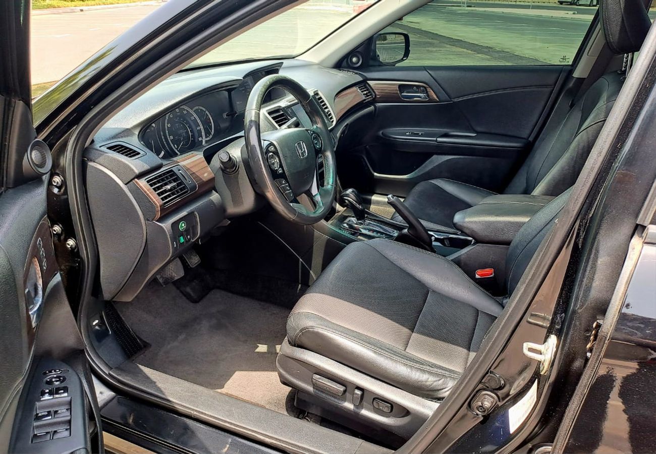 Honda Accord Sport 2.0L 760X36-Monthly l 2.4L l Sunroof, Cruise, Leather l Excellent Condition