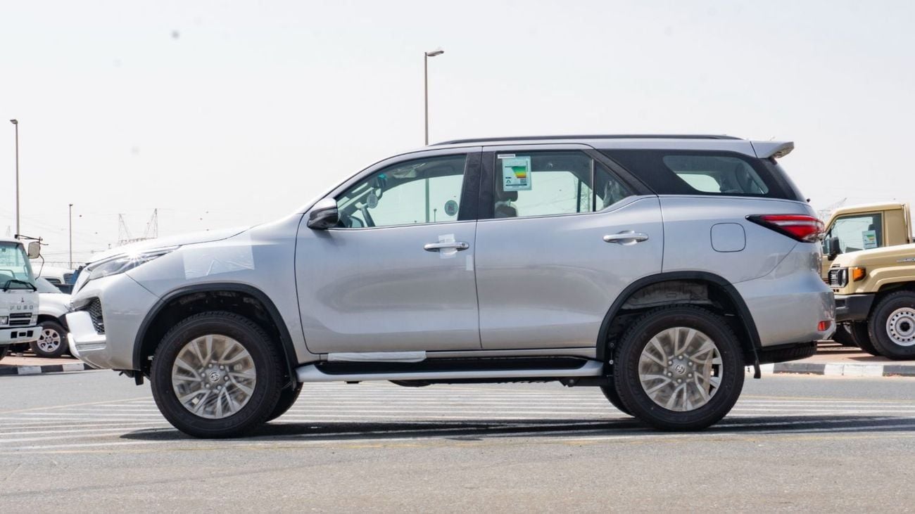 تويوتا فورتونر VXR 2026 Toyota Fortuner 4.0L AT Petrol (Full Option) Silver