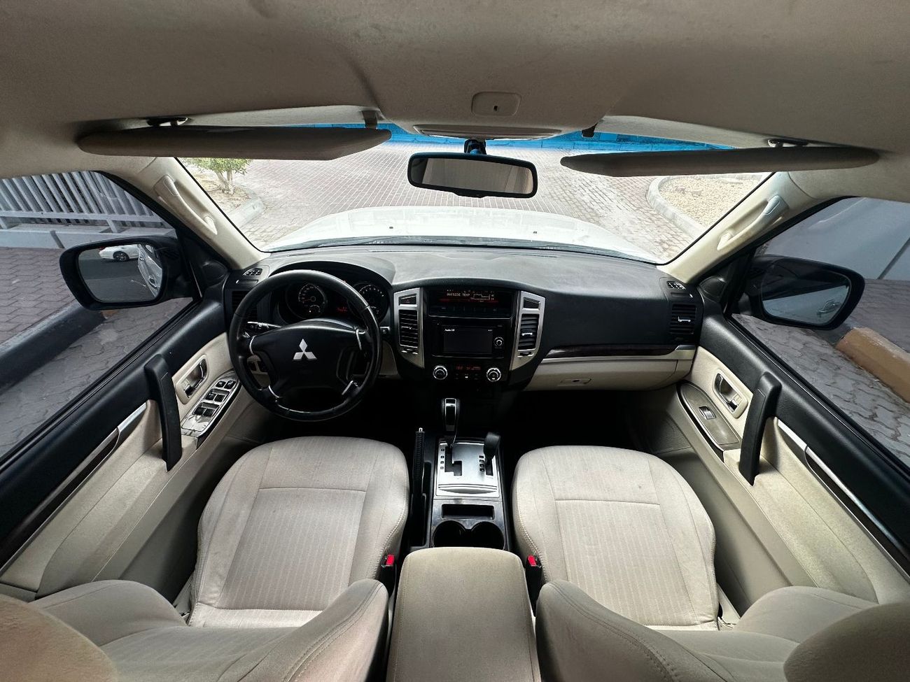 Mitsubishi Pajero GLS GCC