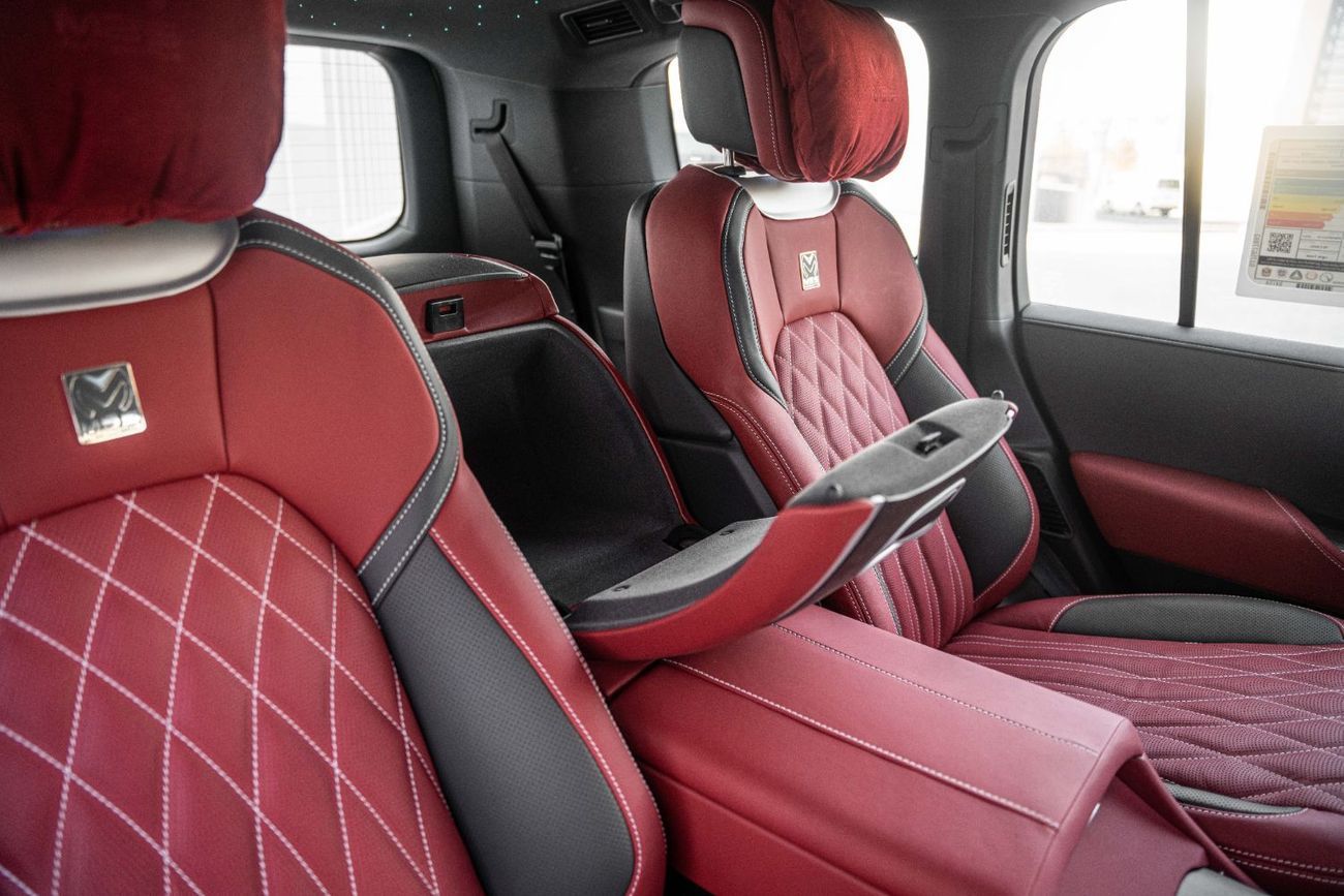 تويوتا لاند كروزر LC300 GR SPORT 3.3L DIESEL FULL OPTION WITH MBS AUTOBIOGRAPHY VIP MASSAGE SEAT AND ROOF STAR LIGHT