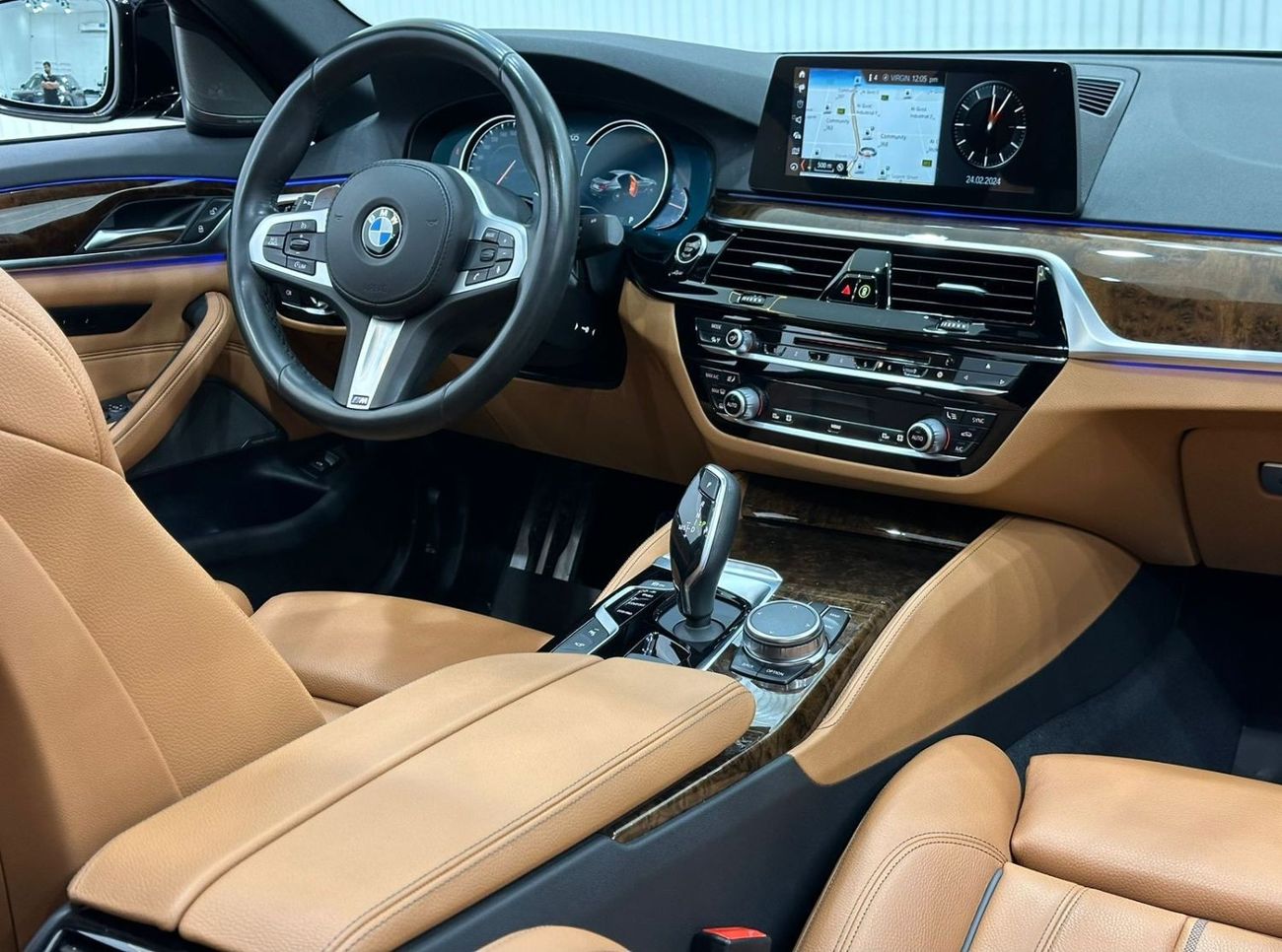 BMW 540i M Sport 2019 BMW 540i M-Sport, October 2028 BMW Service Pack, Warranty, Low Kms, GCC