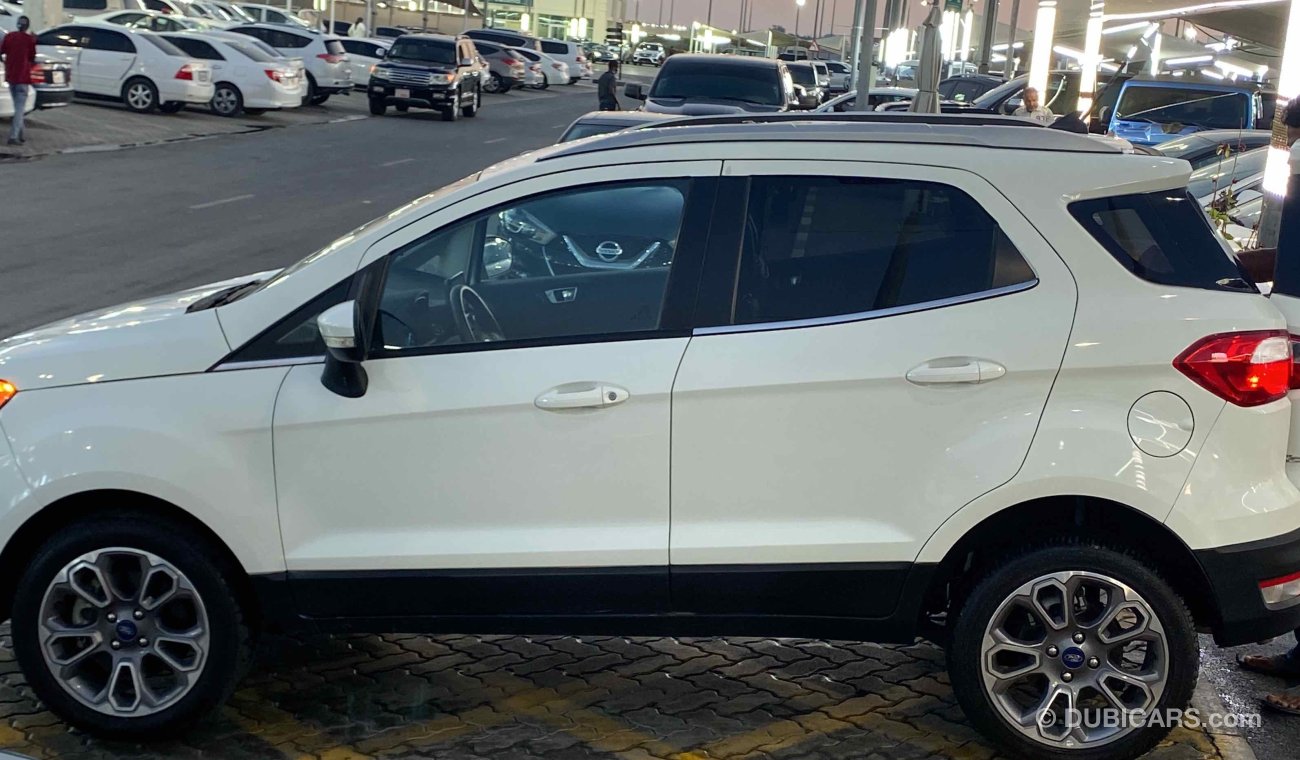 Ford EcoSport Titanium full option