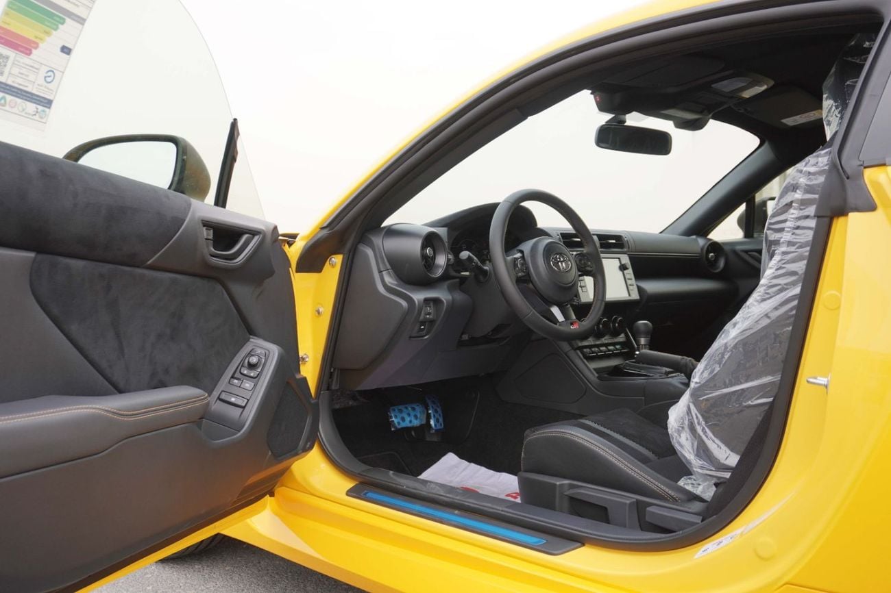 Toyota 86 TOYOTA GR 86 COUPE 2.4L, A/T, RWD-2026