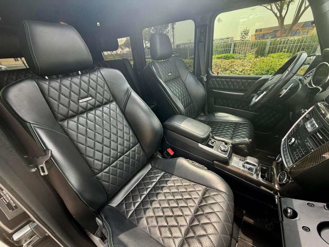 مرسيدس بنز G 63 AMG STANDARD G 63 AMG LIMITED EDUCATION SPECIAL COLOR CARBON FIBER