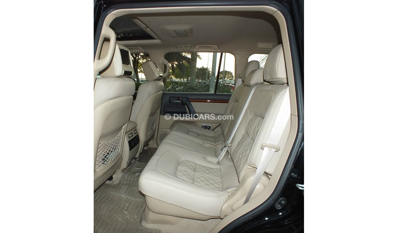 Toyota Land Cruiser GXR V6