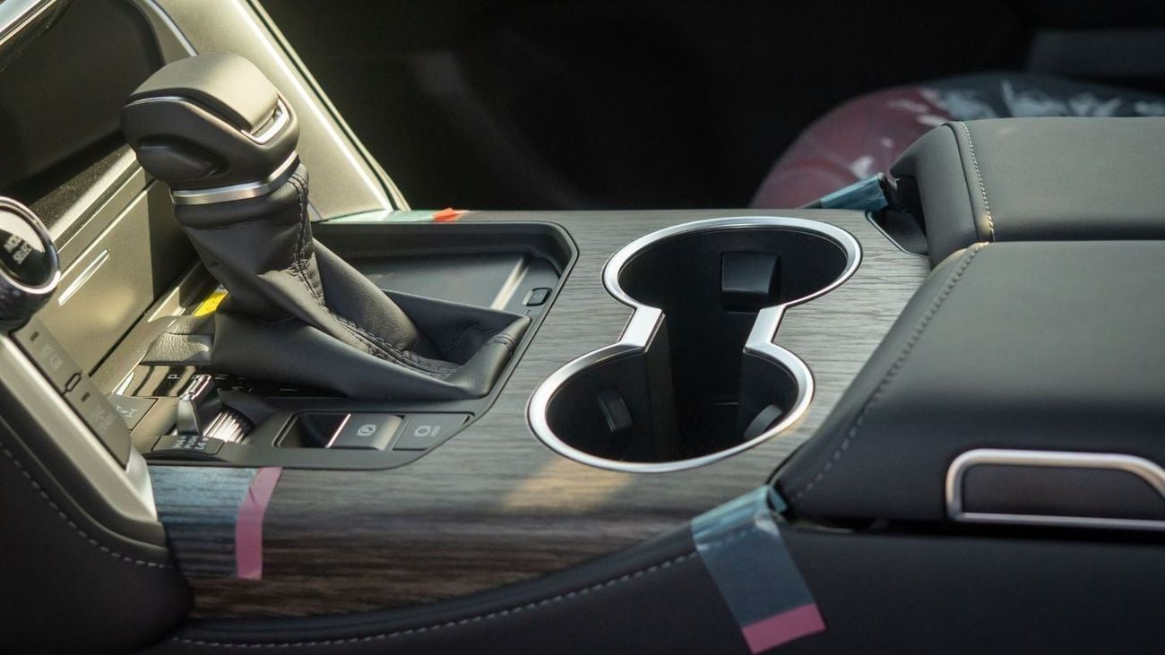 Toyota Land Cruiser LC300 3.3 DIESEL VXR 2025 MODEL