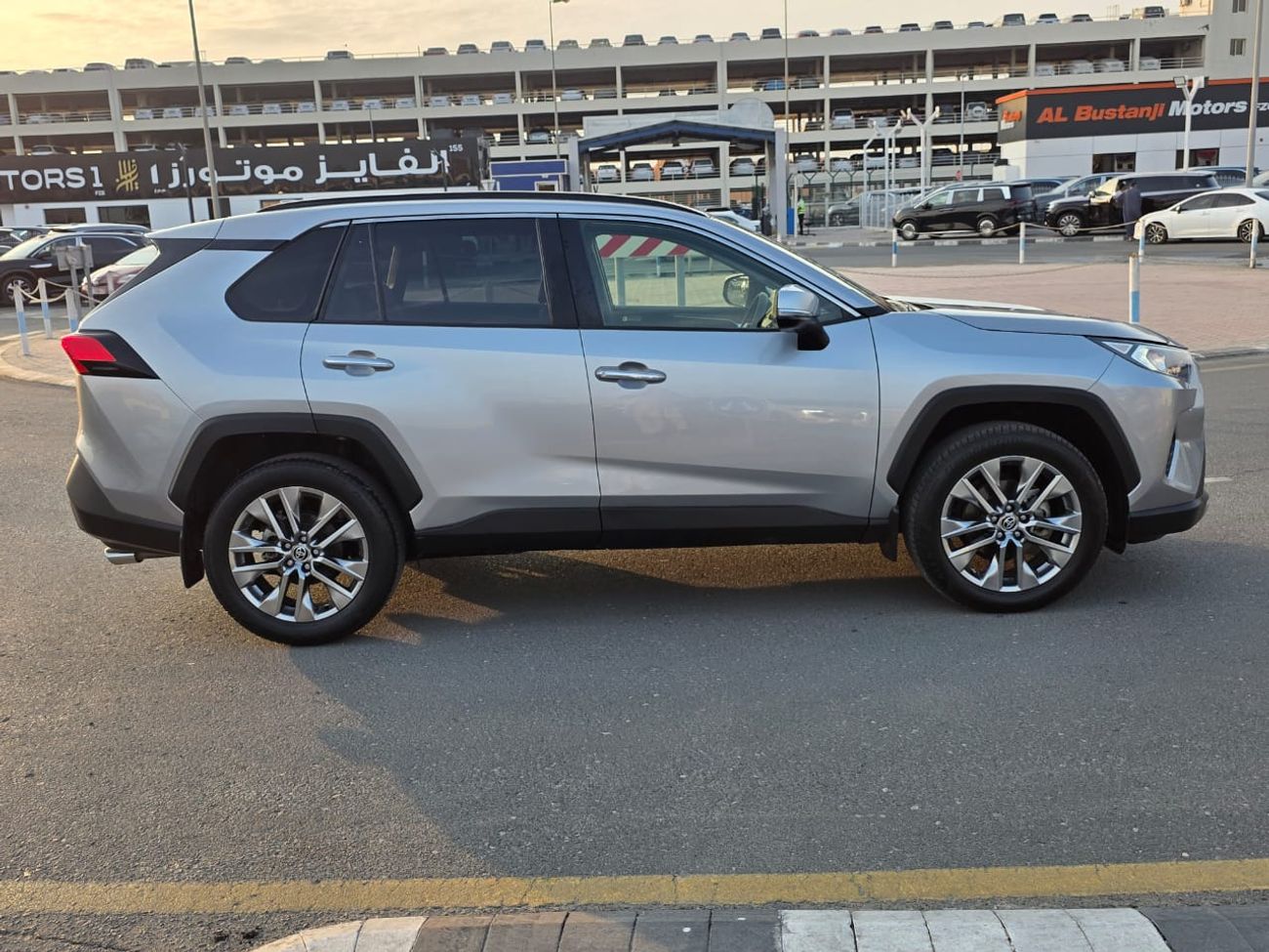 تويوتا راف ٤ petrol 2.0 liter full option right hand drive only for export available