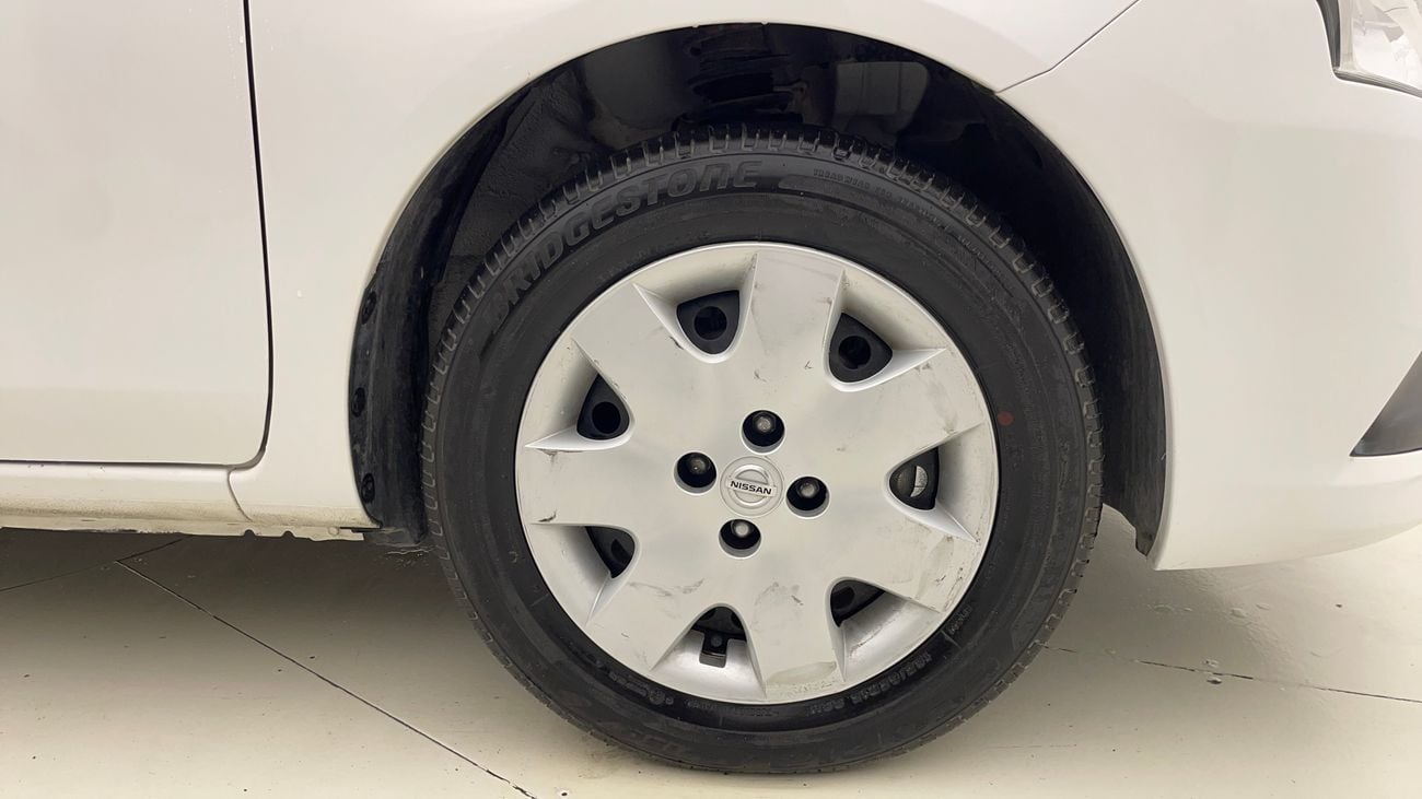 Nissan Sunny SV 1.5 | Zero Down Payment | Home Test Drive