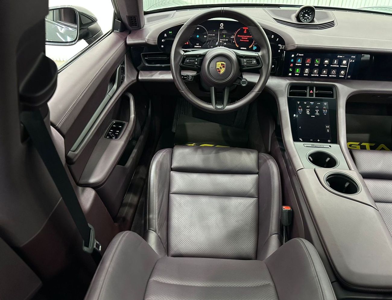 Porsche Taycan 2021 Porsche Taycan 4S, Dec 2028 Porsche Battery Warranty, Full Options, Very Low Kms, GCC