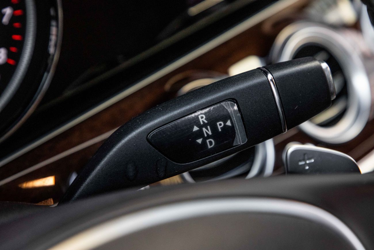 Mercedes-Benz E200 E200 | 2,609 P.M | 0% Downpayment | Mercedes-Benz E200!