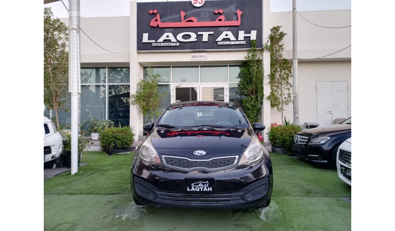 Kia Rio Gulf model 2013, black color, without accidents, wheels in excellent condition, you do not need any