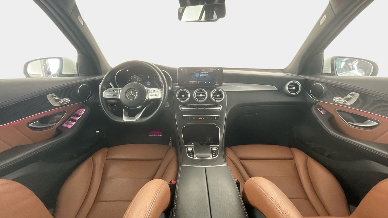 مرسيدس بنز GLC 200 Premium+ | upto AED 20,000 Ramadan Discount | شامل الضمان | 0 ﺪﻔﻋﺓ ﺃﻮﻟﻯ