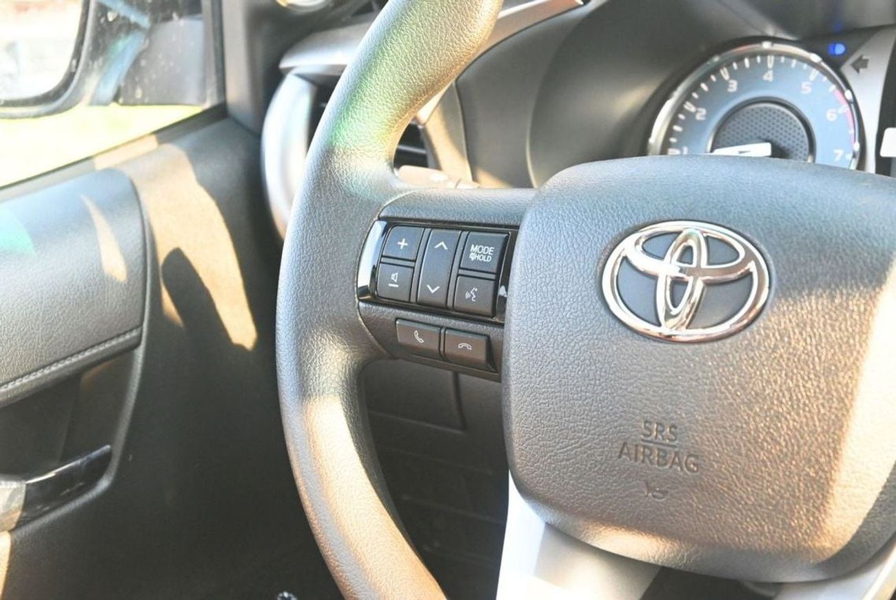 تويوتا هيلوكس Toyota Hilux GLXS | 2.7 VVT-i | SR5 | 4WD