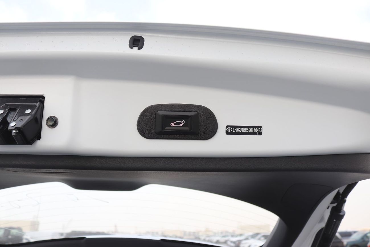 تويوتا كورولا كروس 2.0L HYBRID FACELIFT , LEATHER SEAT, ELECTRIC BACK DOOR MODEL 2025