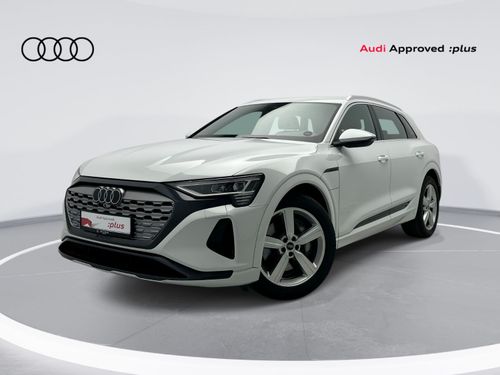 أودي Q8 إي ترون 55 quattro Advanced Q8 Advanced 55 e-tron quat 408hp (Ref# 28451)
